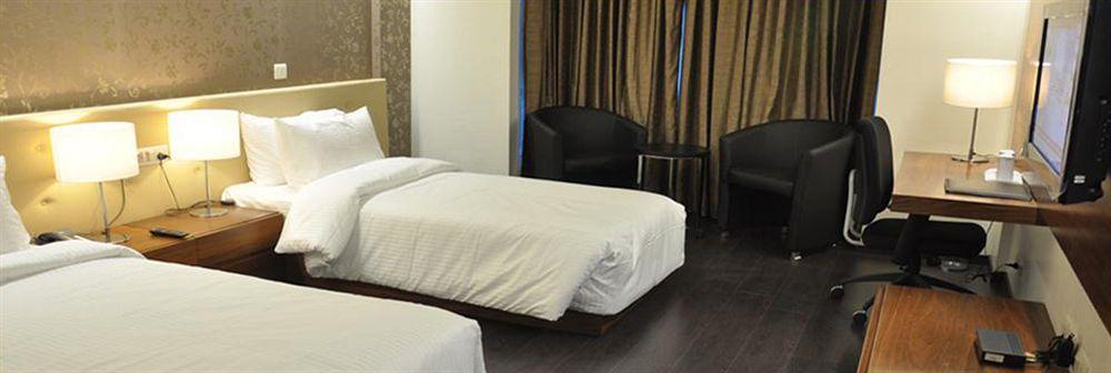 ניו דלהי Fabhotel Prime Sage מראה חיצוני תמונה