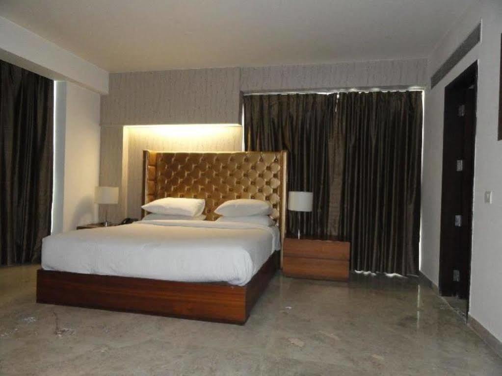 ניו דלהי Fabhotel Prime Sage מראה חיצוני תמונה